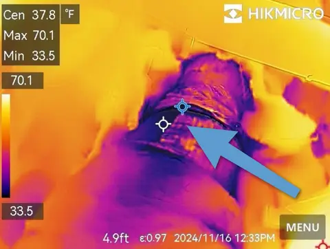 Thermal image showing moisture around a duct